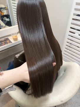 ヘアーガーデン アストレア(HAIR GARDEN ASTRAEA) 艶々ストレート