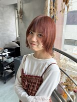 リュッカ(Lyuck)&nbsp;【MANA】ブリーチなしのWカラー！ピンクオレンジ×ボブレイヤー