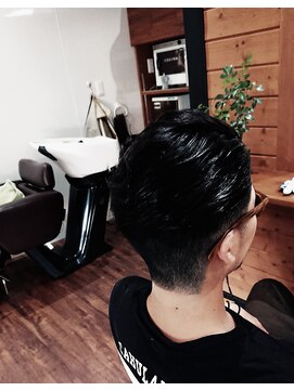 ヘアメイクブギー(HAIR MAKE BOOGIE) メンズカット