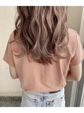 キャンバス バイ ネオリーブ 横浜西口(Canvas by neo.) なじませハイライト☆透明感たっぷりハニーベージュ