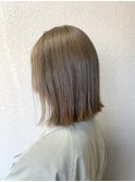 ミルクベージュ