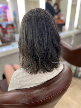 リリィー(LILY) 【 LILY 】 アッシュグレーカラー