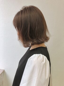 ルヴェール(Le Vert) 外ハネボブ × ブラウングレージュ