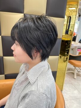 髪技空間アノン(anon) 黒髪知的ショート