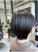 コンパクト耳かけ丸みショート