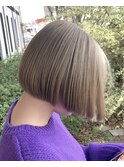 前下がりボブ#ショート#ダブルカラー#ミルクティーベージュ#豊橋