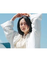 らふる センターパート モードなスリークボブ