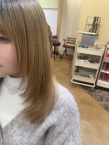 ティピ(tipi) 顔まわりレイヤーカット