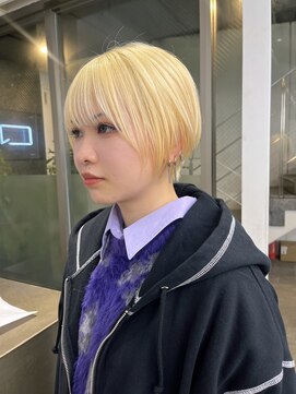 レコ 渋谷(LECO) 抜きっぱなしブロンドのショートヘア