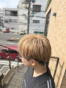 アノ(Ano.) 大分中央町メンズパーマカットブリーチミルクティーベージュ