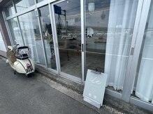 グランドゥ イル(grande ile)の雰囲気（ヴィンテージバイク『ベスパ 』が目印です♪）