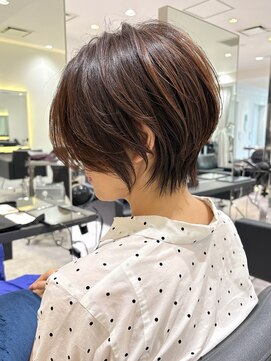 バンプ ギンザ(BUMP GINZA) 30代40代50代絶壁解消ひし形小顔前下がり大人ショートボブNAYU