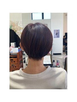 アンブレラ(umbrella) ベリー系カラー×髪質改善ショート/柔らかツヤ質感