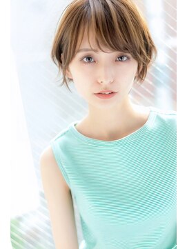 ローマ ギンザ(ROMA Ginza) 大人可愛い透明感ショート｜小顔レイヤーで柔らかい丸み