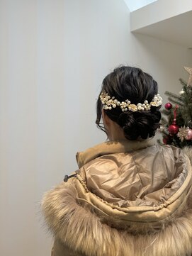 ゆるふわシニヨン