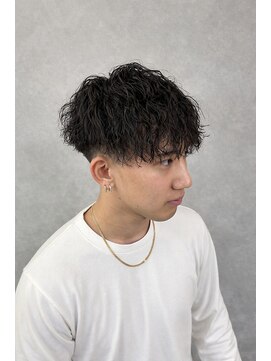 ウシワカマルイースト(ushiwakamaru East) ツイストスパイラルパーマ