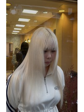 モアムー(Moremuu) [かの]ホワイトブロンド