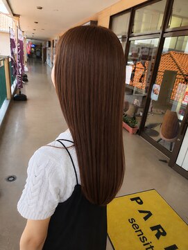 パリスパリ 衣山店(PARIS PARI) プリエストレート