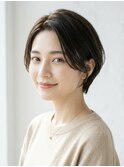 似合わせカット前髪なしセンターパートハンサムショートボブ