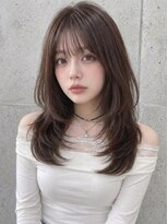 ユーフォリア 新宿通り(Euphoria)&nbsp;グレージュ小顔ミディ顔まわりレイヤーくびれ前髪