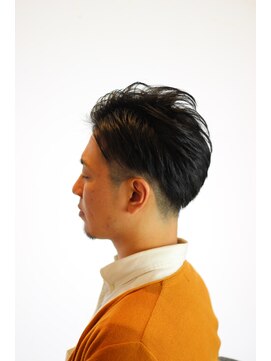 ヨンセンチメートル 金沢駅西店(4cm) ビジネスマンにも♪ツーブロック