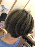 ハイライトグラデーションボブ