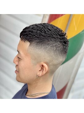 ステータス(STATUS) 濡れパンスキンフェード