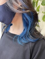 アン(Hair make un)&nbsp;【インナーカラー】オーシャンブルー♪♪