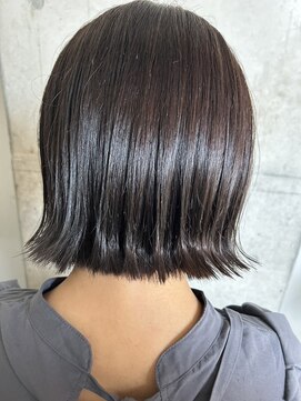 シベル(Sibelles) 似合せカット 切りっぱなし