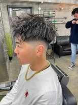 フェード×ツイストパーマ