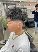 フェード×ツイストパーマ