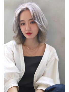 ロゼ 枚方(Rose) 【ROSE】レイヤーボブ＿ホワイトブロンド＿ボブ＿ブリーチ