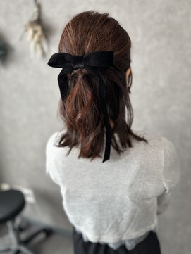 レヴール(reveur) ヘアセットハーフアップ