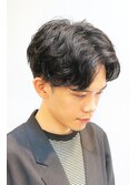 メンズショートフェザーパーマ刈り上げセンターパート