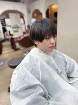 ハピネス 王寺店(Happiness) ラウンドマッシュ メンズライク アッシュカラー 刈り上げ 王寺