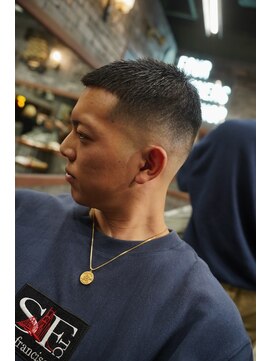 フォーコーナーズカットショップスリーセント 栄(FourCornersCutShop 3/cent) ボウズフェード