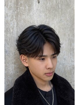 ミオ リベル(Mio'' LIBER) フェザーショート