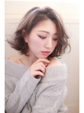 ヘアーデザイン アストレイ(hair design astray) オフェロウェーブボブ