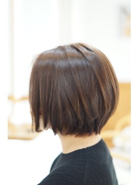 クラップス クリエイティブヘアー(CLAPS CREATIVE HAIR) 大人ショートボブ