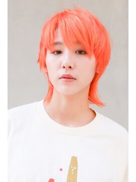 イーエン ヘアーデザイン(iiEn hair design) ウルフカット×オレンジカラー