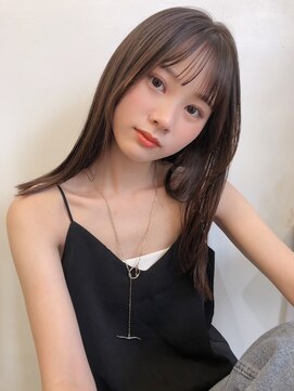 ネス(ness) ミディアムスリークヘア