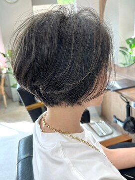 フラワーズ(Flowers) 丸みボブ　ミニボブ　ボリューム　大人ショート　横須賀中央