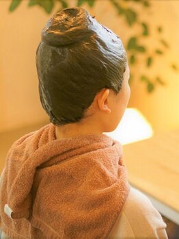 月と風 城東通り店の写真/天然ヘナ100%で髪にツヤ/ハリ/コシが出ると好評。カウンセリング+パッチテストお気軽にご予約ください♪
