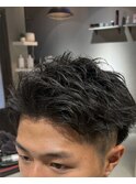 刈り上げスパイキーショート