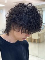 シャルムバイケンジ(Charm.by KENJE)&nbsp;銀座メンズパーマ波巻きシャドウパーマツイストスパイラル無造作