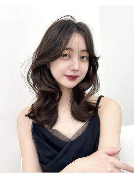 アマトウキョウスマートサロン(AMA TOKYO×Smart Salon) 韓国ヘア レイヤーカット 顔まわり