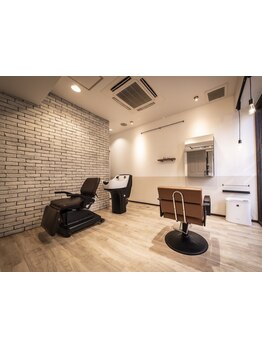 【西鉄高宮駅】半個室×マンツーマン。大人の男だけのプライベート空間＃メンズサロン＃カット＃パーマ