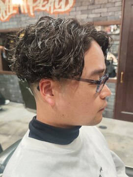 スリーセント 栄(3/cent) ラルフカール/フェードカット/スパイラルパーマ