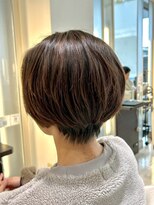 ブルーテーフ(Bleu Terre)&nbsp;盛岡【ナチュラル白髪ぼかしハイライト×ショートボブ】◎