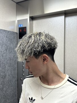 ビーテックバイゼン(B TECH by Zen) 夏休みオススメ!ハイライトツイストパーマ